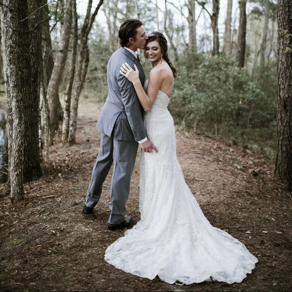 Wedding dress